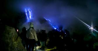 Malang or Surabaya  to Ijen Crater for Blue Fire Ijen Tours