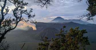 Tours to Bromo, the blue fire Ijen - Sukamade & to Bali 4D