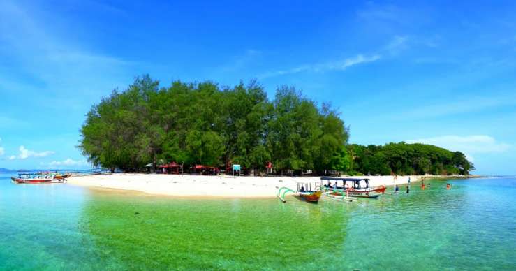 Full day snorkeling tour in Gili Nanggu - easy fun trip of Lombok Island