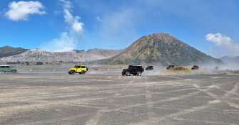 Sunrise view to Borobudur and Prambanan tours, continues to Bromo Ijen tour - Bali 3D