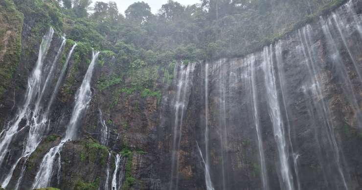 A shared trip package from Bali to Tumpak Sewu, and Bromo Ijen tours - Banyuwangi 3N3D