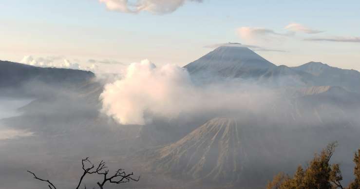 Yogyakarta to Surabaya by a train and to Bromo tours 2D